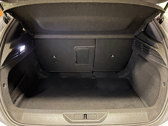 Peugeot 308 5 of 5