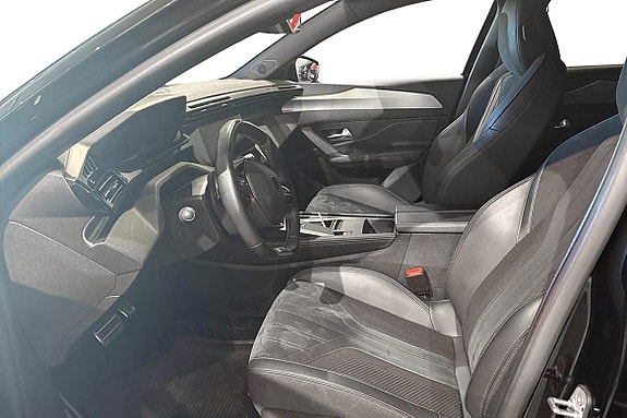 Peugeot 308 7 of 17