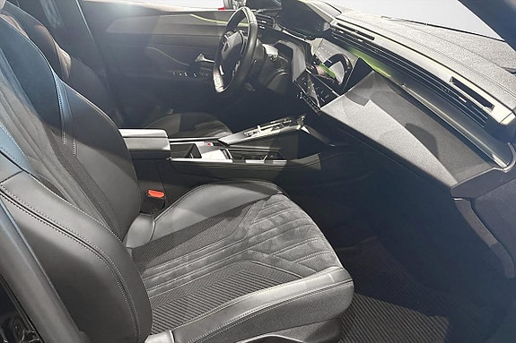 Peugeot 308 14 of 17