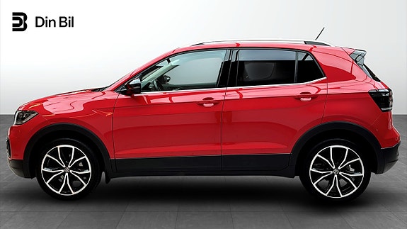 Volkswagen T-Cross 2 of 5