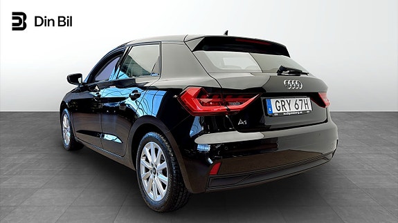 Audi A1 3 of 5