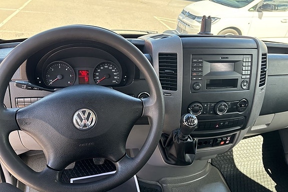 Volkswagen Crafter 11 of 11