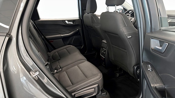 Ford Kuga 5 of 5