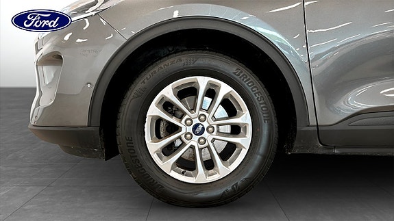 Ford Kuga 9 of 9