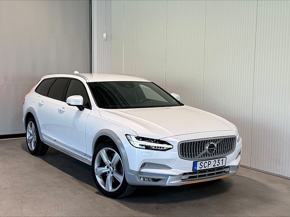 Volvo V90 Cross Country