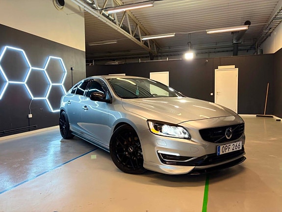 Volvo S60 3 of 18