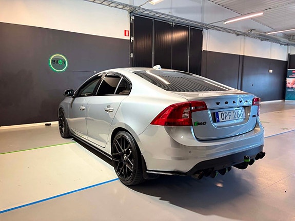 Volvo S60 5 of 18