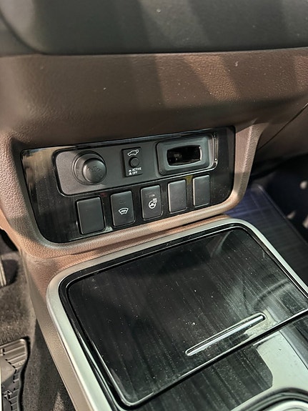 Mitsubishi Outlander 11 of 11