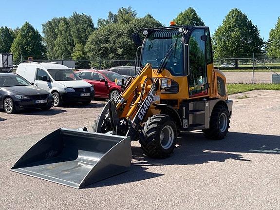 Everun ER408T Hjullastare  2 skopor 17tim Moms Ev Leasing/by