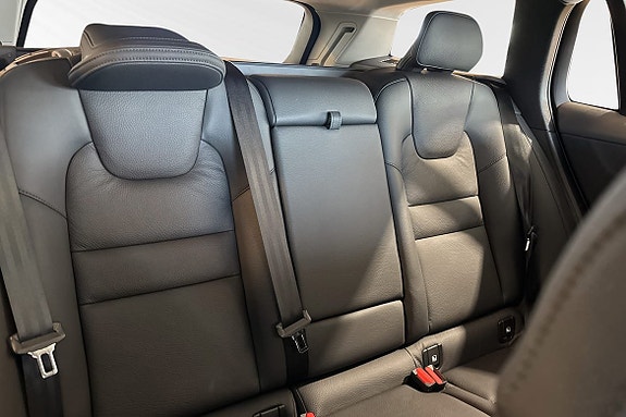 Volvo V60 12 of 22