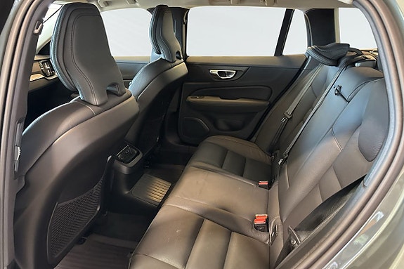 Volvo V60 9 of 22