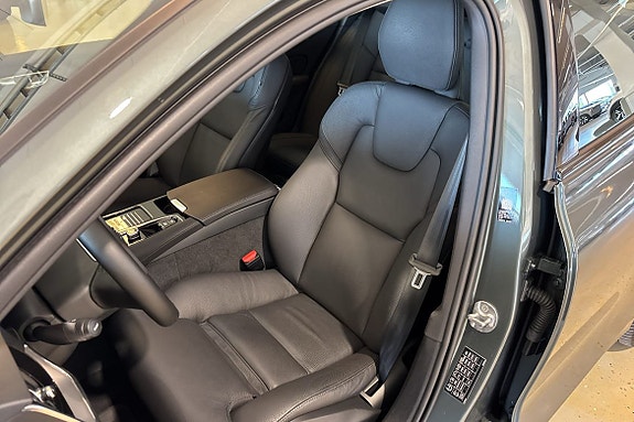 Volvo V60 16 of 22