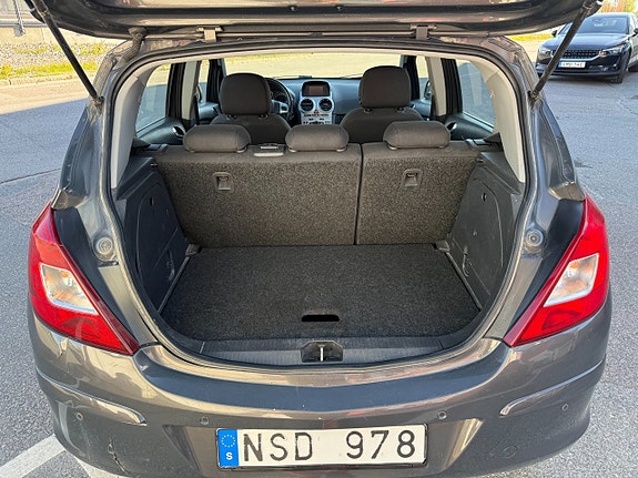 Opel Corsa 8 of 12