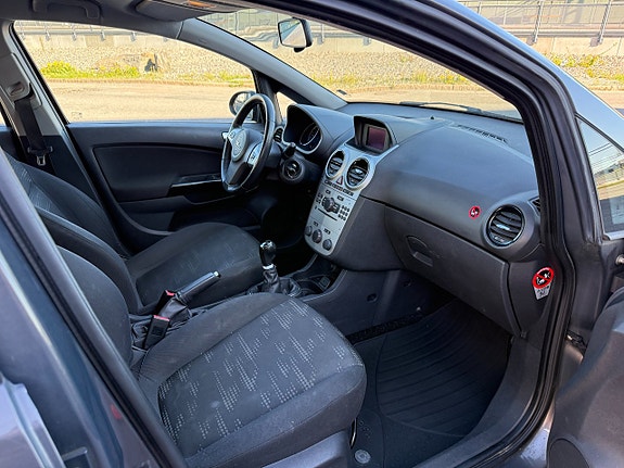 Opel Corsa 7 of 12