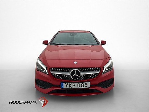 Mercedes-Benz CLA200 2 of 5