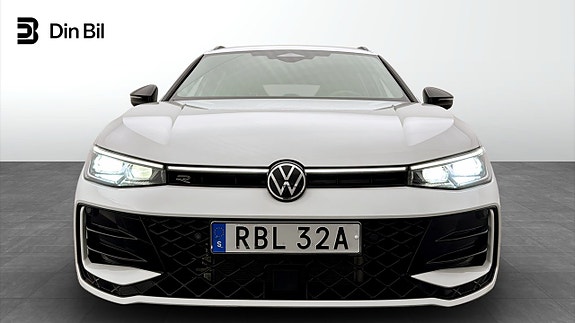 Volkswagen Passat 4 of 5