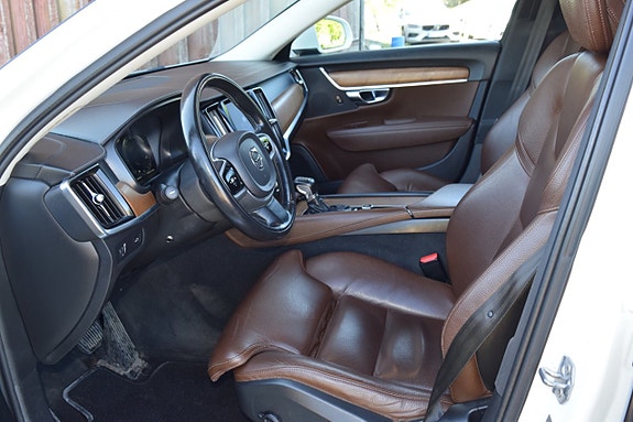 Volvo V90 8 of 18