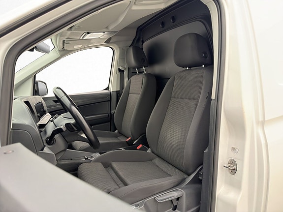 Volkswagen Caddy 16 of 30