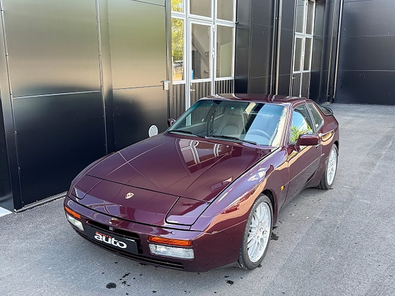 Porsche 944 5 of 5