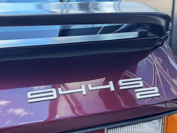 Porsche 944 8 of 20