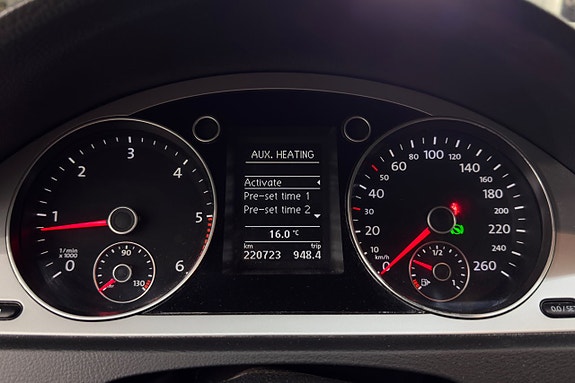 Volkswagen Passat 5 of 5