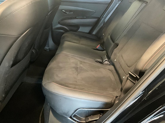 Hyundai Tucson 24 of 27