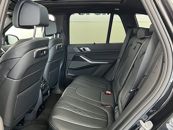 BMW X5 5 of 16
