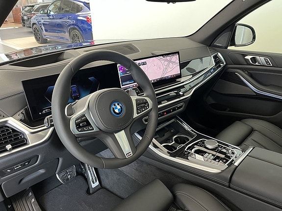 BMW X5 7 of 16