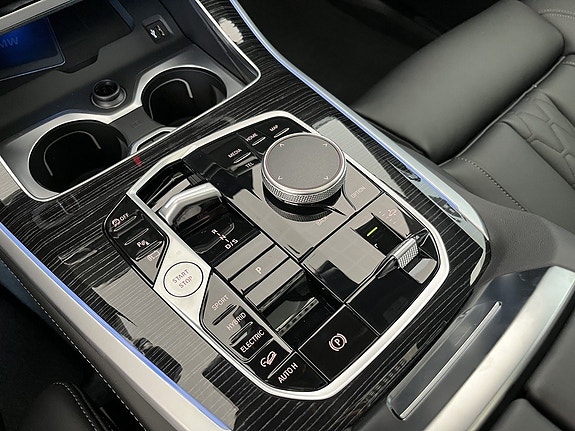 BMW X5 10 of 16