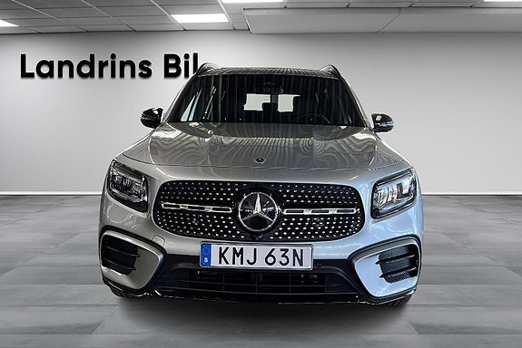 Mercedes-Benz GLB200 2 of 5