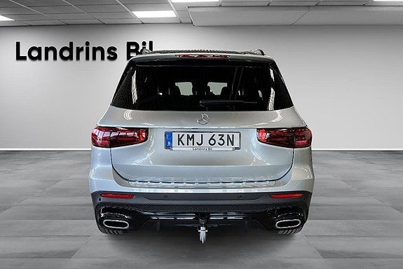 Mercedes-Benz GLB200 5 of 5