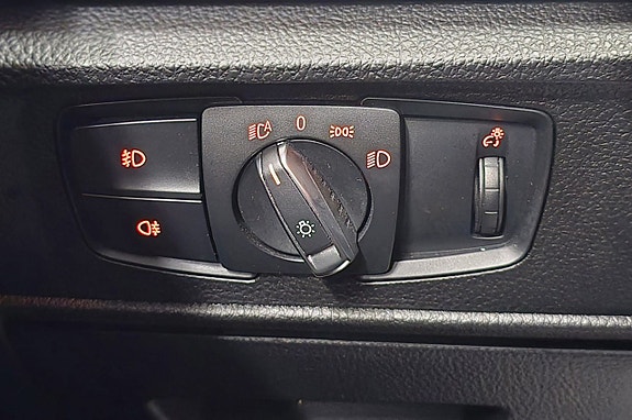 BMW 118d 25 of 27