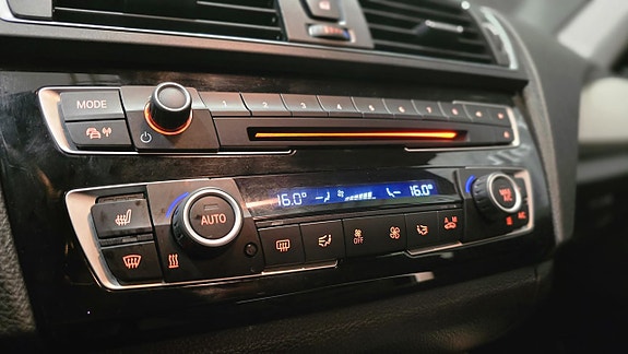 BMW 118d 15 of 27