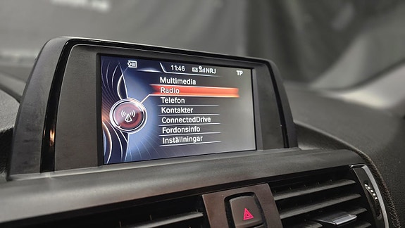 BMW 118d 16 of 27