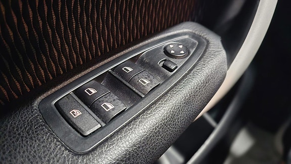 BMW 118d 26 of 27