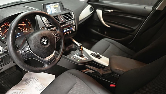 BMW 118d 8 of 27