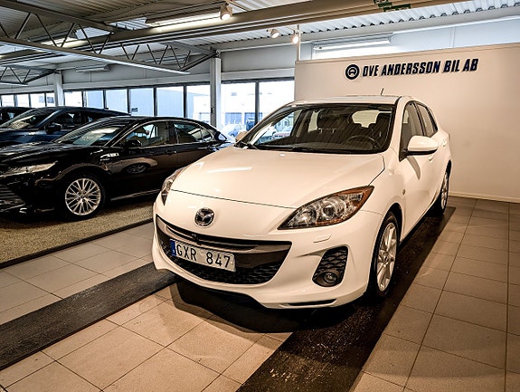 Mazda 3 2 of 5
