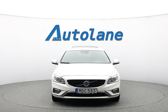 Volvo S60 4 of 5