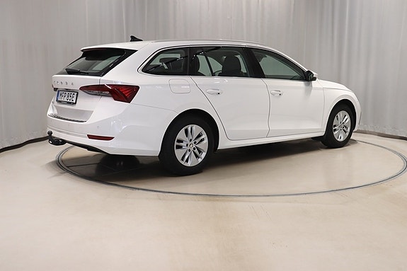 Skoda Octavia 4 of 5