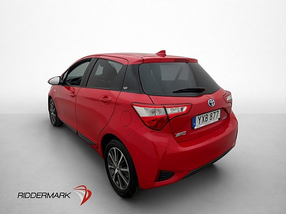 Toyota Yaris 6 of 30