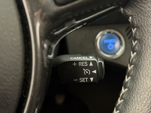 Toyota Yaris 19 of 30