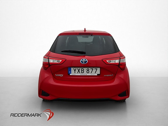 Toyota Yaris 7 of 30
