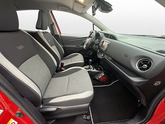 Toyota Yaris 28 of 30