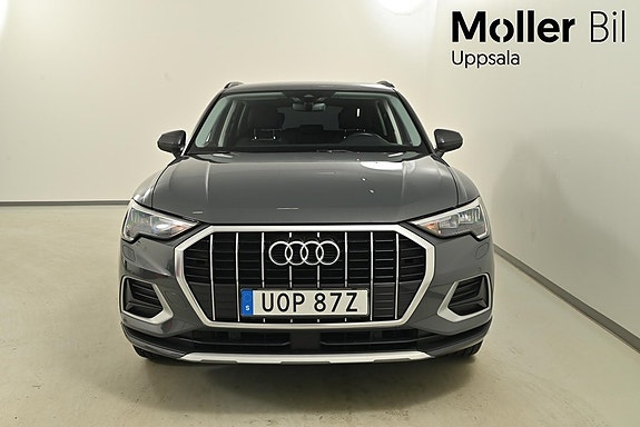 Audi Q3 4 of 5