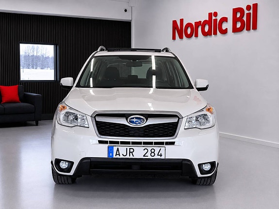 Subaru Forester 2 of 5