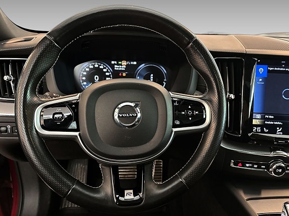 Volvo XC60 14 of 19