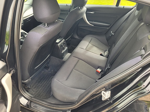 BMW 118d 5 of 5