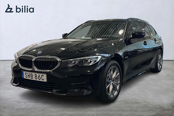 BMW 330e