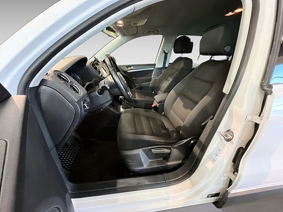 Volkswagen Tiguan 9 of 12