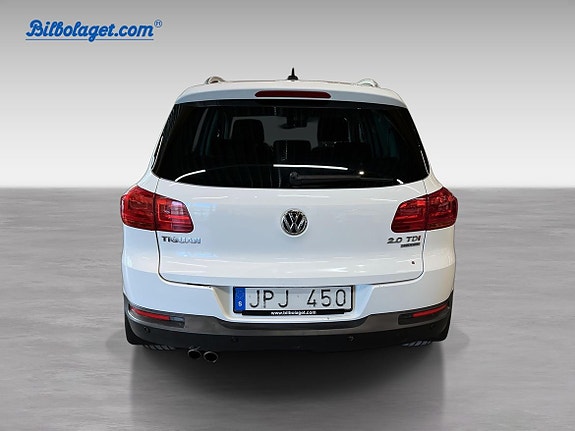 Volkswagen Tiguan 7 of 12